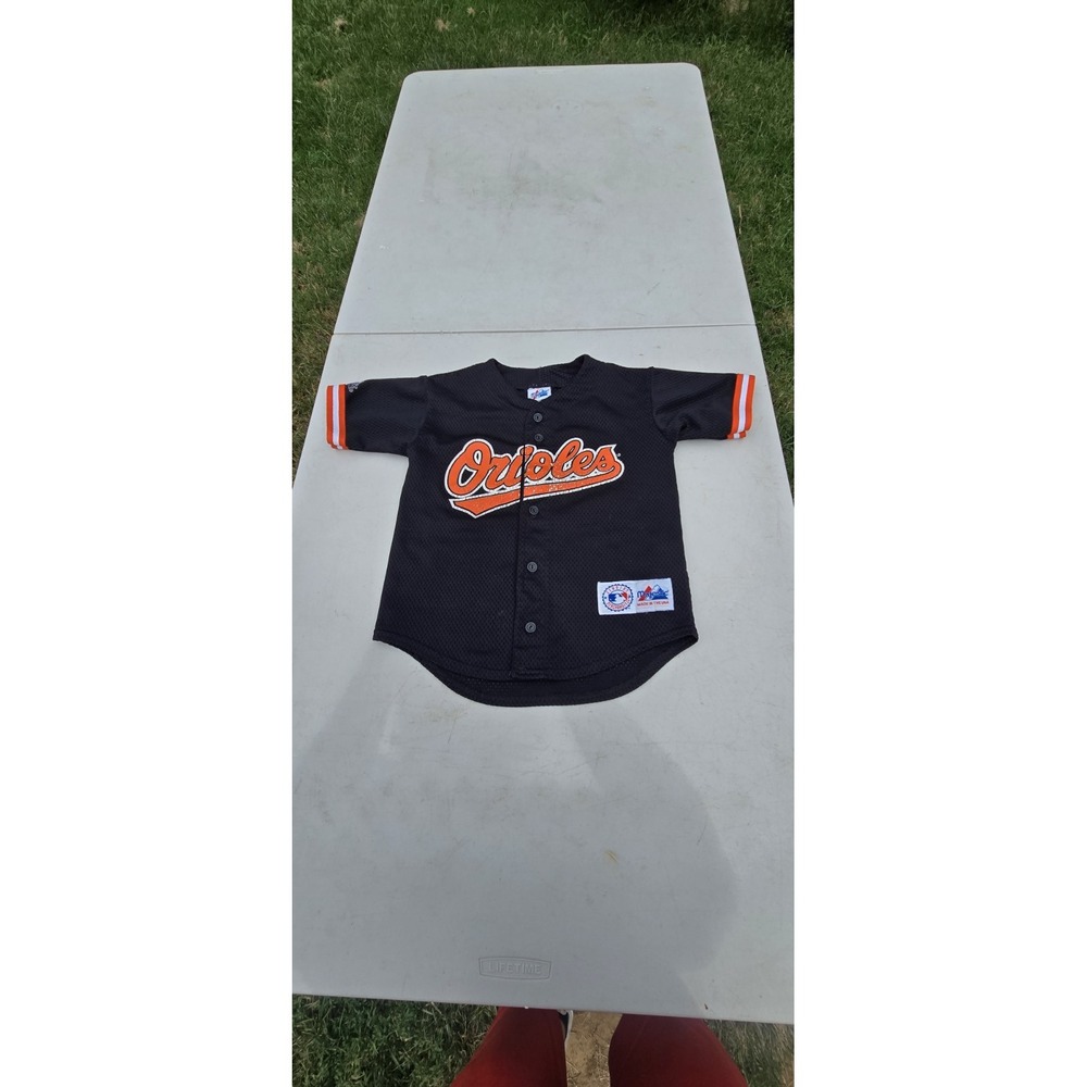 Vintage Baltimore Orioles Cal Ripken Jr. Majestic jersey MLB Kids Size Small